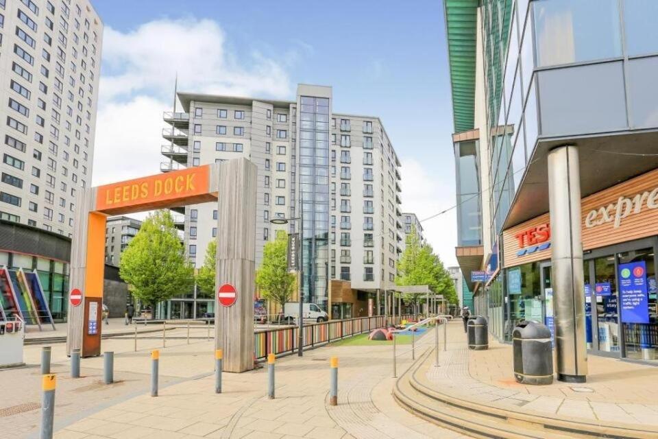 Central Leeds Dock Apt, Free Secure Parking! 2 Bed Eksteriør bilde